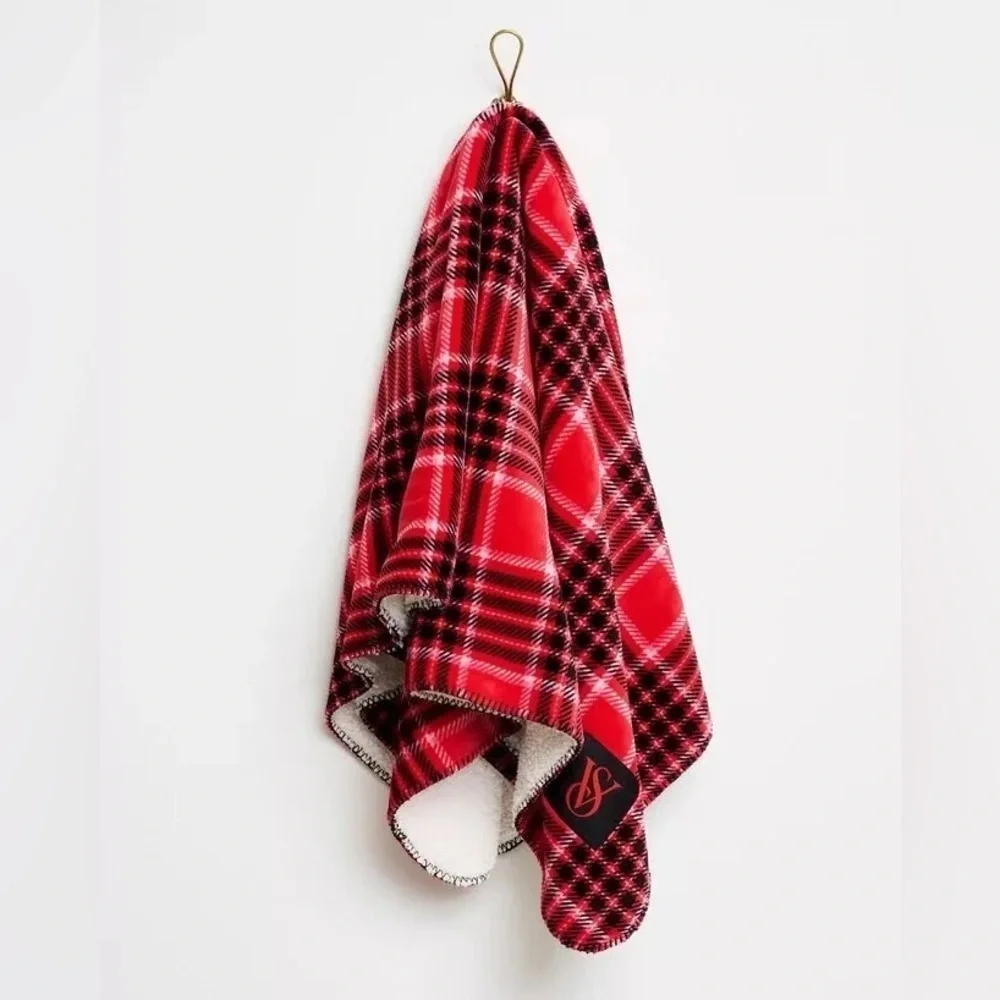 NEW - Victoria’s Secret Cozy Soft Sherpa Blanket in Red Black Plaid